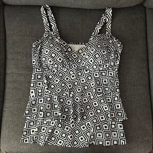 Black and White Women's Tankini Top